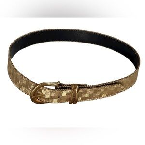 Elite Accessories gold vintage metallic checkerboard belt, size S.